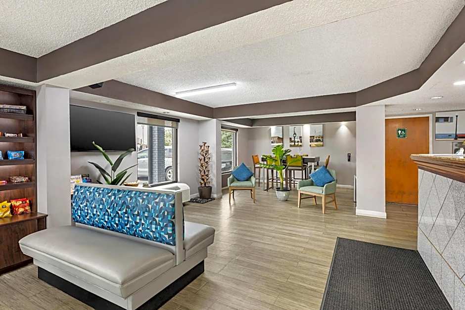 Quality Inn Clinton - Laurens I-26