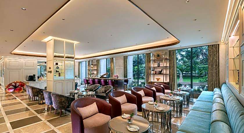 Aurika, Mumbai International Airport