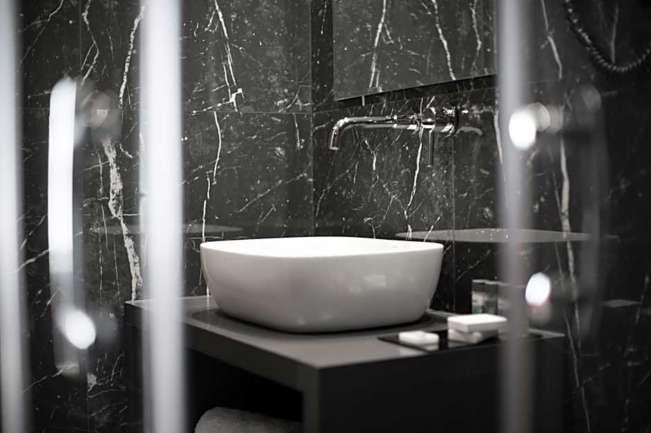 Athenaeum Smart Hotel