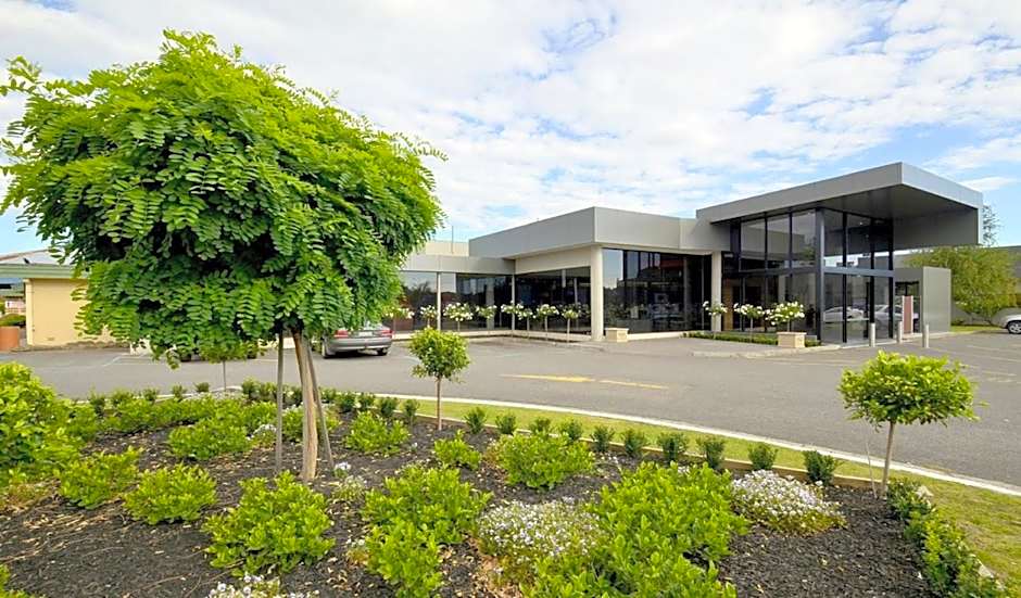 Dorset Gardens Hotel