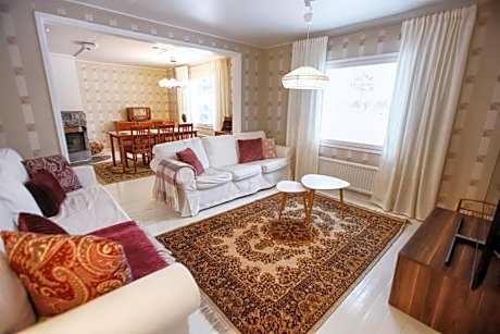 Kotolinna, Kotomo Oy