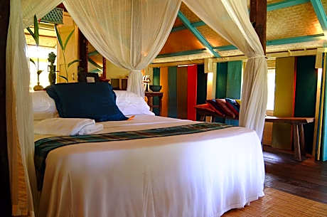 Yellow Orchid Villa with Outdoor Bath Deck and Front Open Verandah