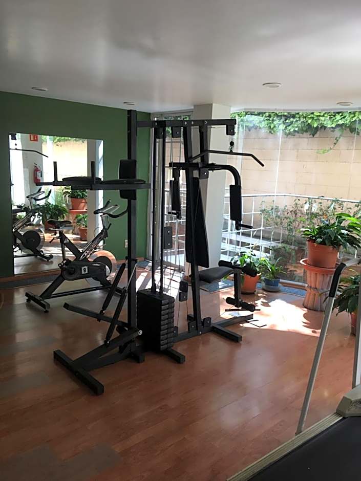 Grupo Kings Suites - Bosques de Duraznos 78