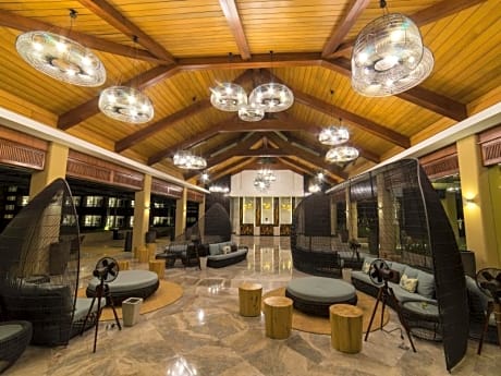 BE Grand Resort, Bohol