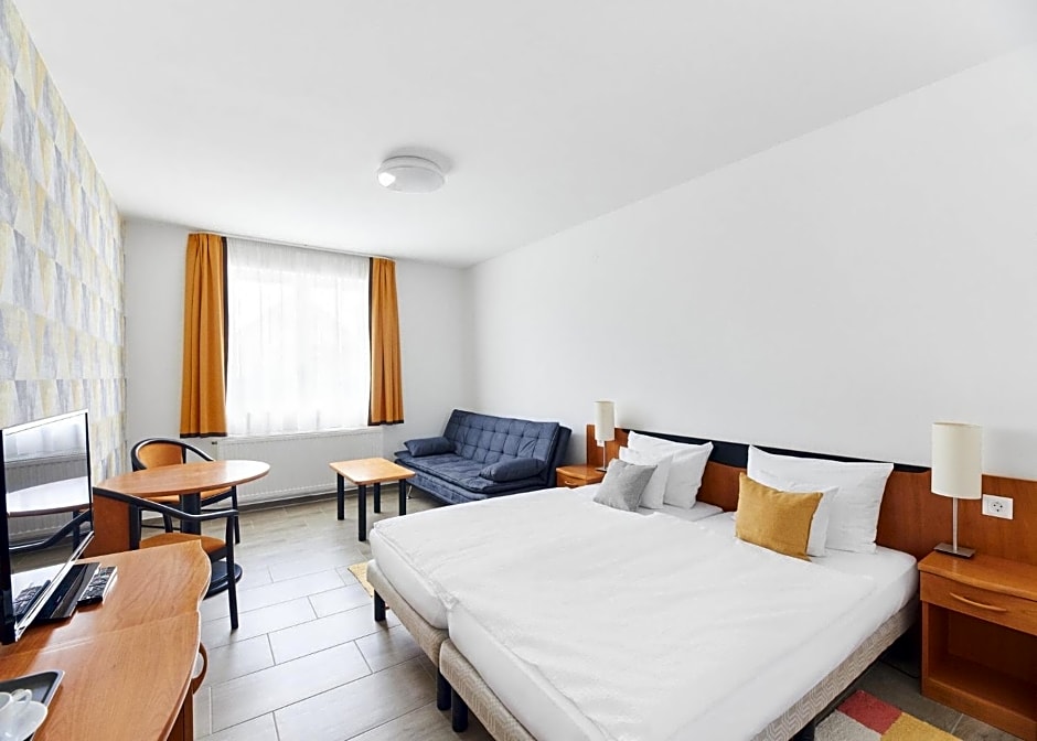 Lorelei Pension Adults Only