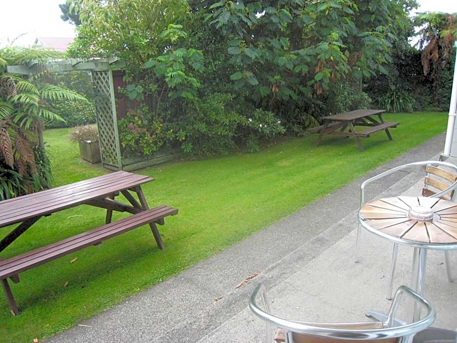 Buller Court on Palmerston