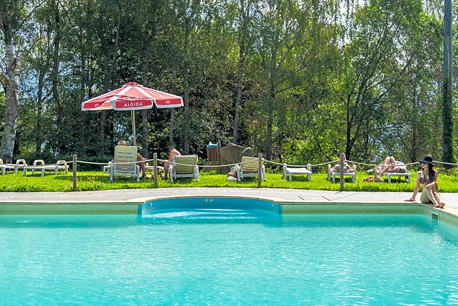 PET FRIENDLY HOTEL MIRABEAU
