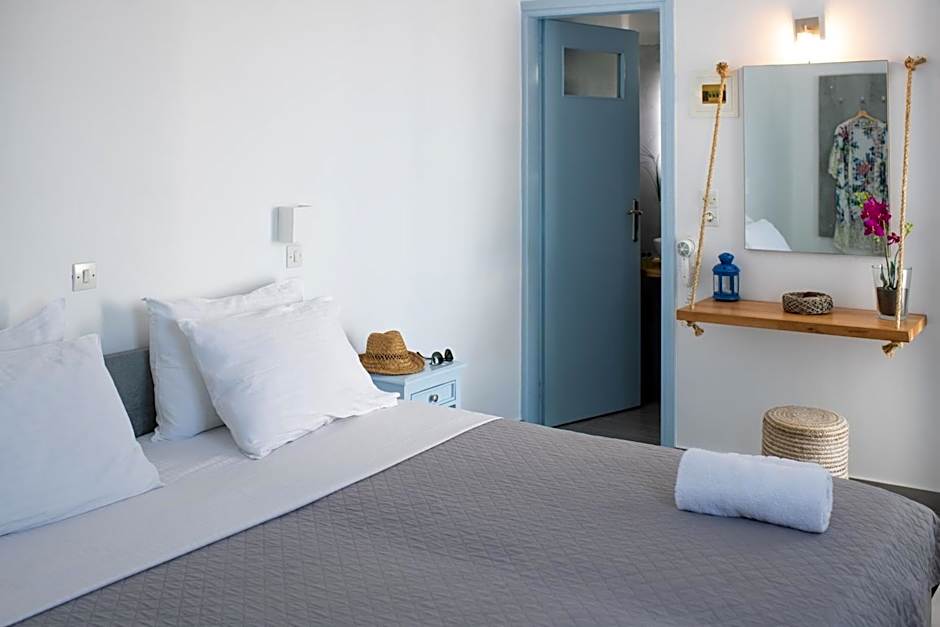 Blu Rooms Santorini