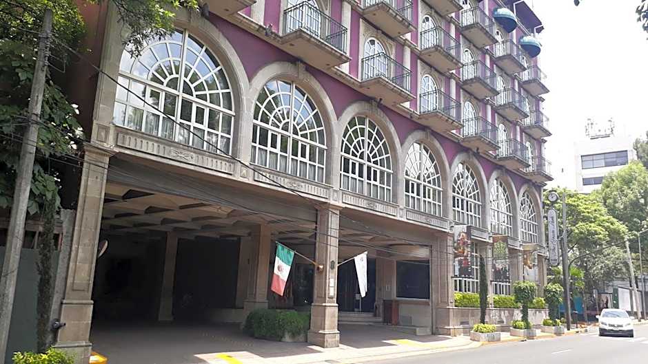 The Green Park Hotel Boutique