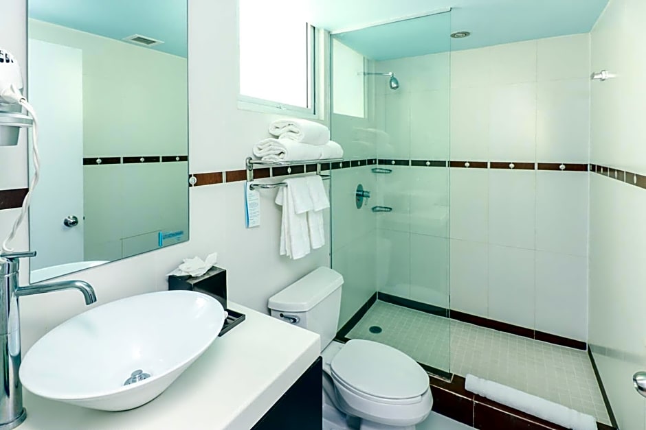 San Juan Water & Beach Club Hotel