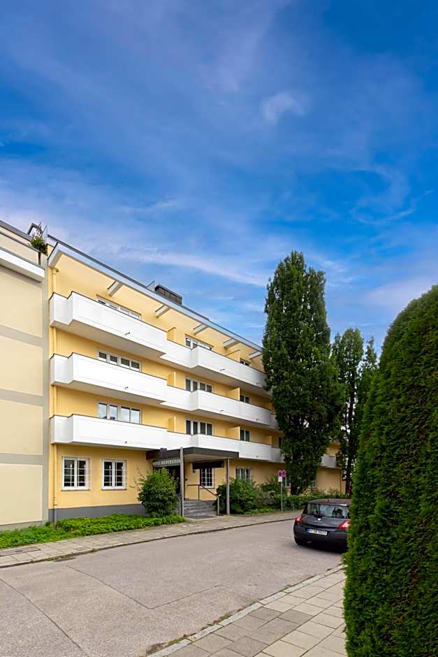 Hotel Biederstein am Englischen Garten