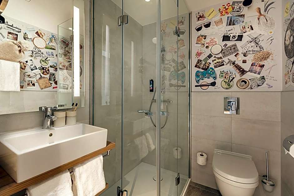 Holiday Inn - The Niu, Mill Cologne Mulheim By IHG