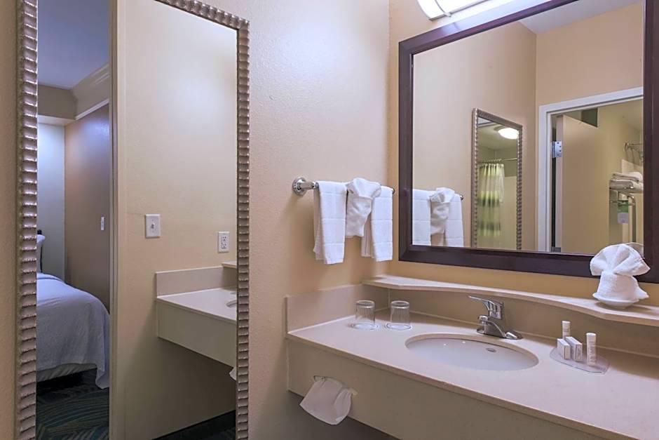 SpringHill Suites by Marriott Devens Common Center