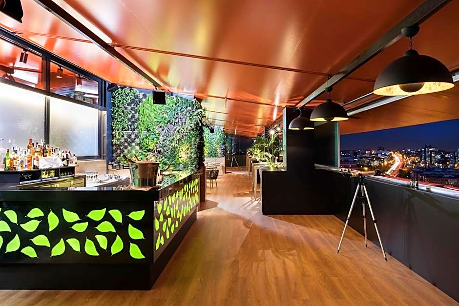 Hotel Puerta America