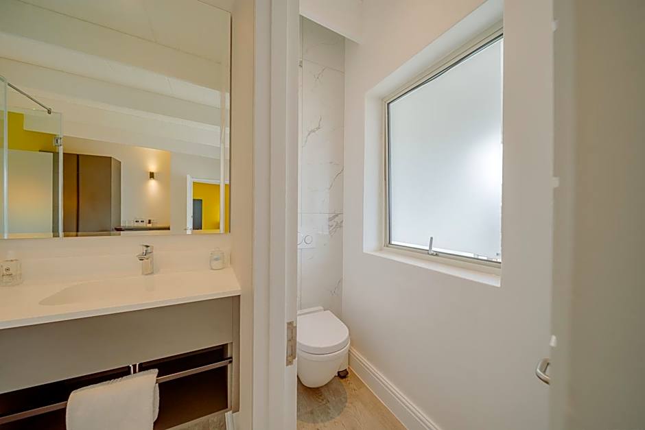 One Marine Drive Boutique Hotel & Spa by The Living Journey Collection