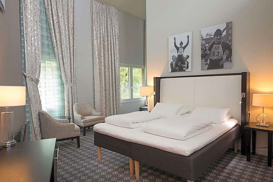 Photo 1 of 6 of Junior Suite