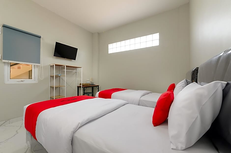 RedDoorz near GSG UNILA Lampung