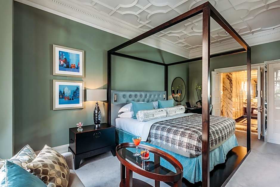 No.11 Cadogan Gardens