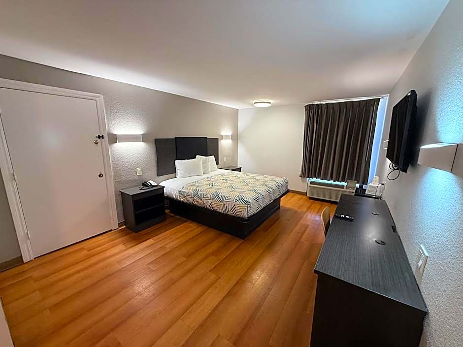 Motel 6-Oklahoma City, OK - South