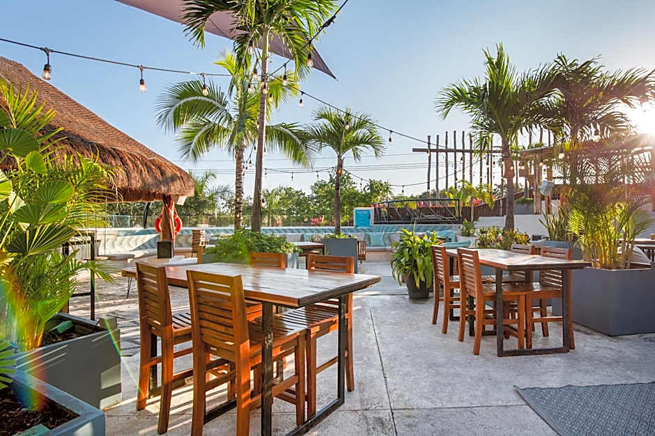 Mayan Monkey Hotel & Hostel Tulum