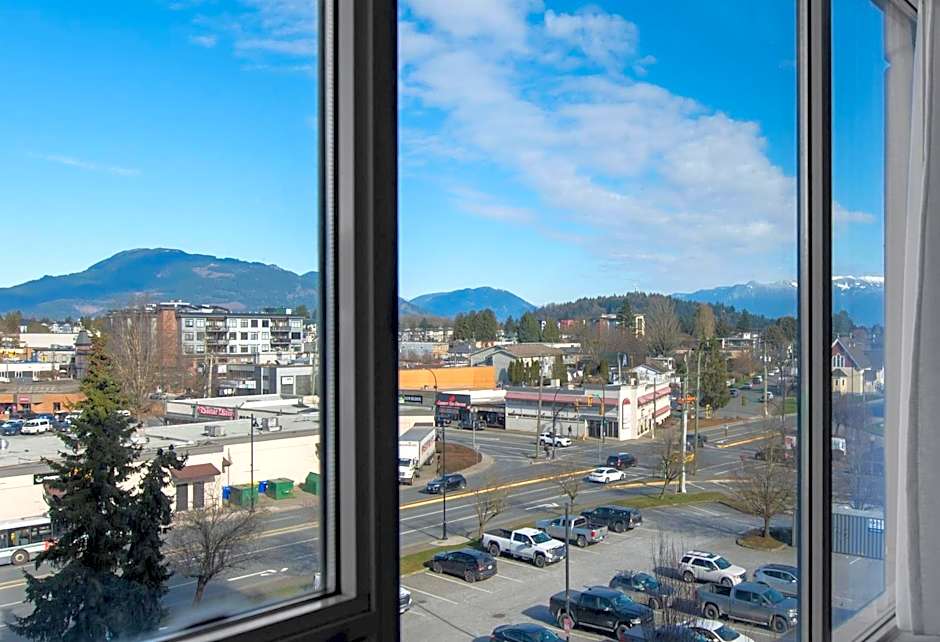 Coast Chilliwack Hotel