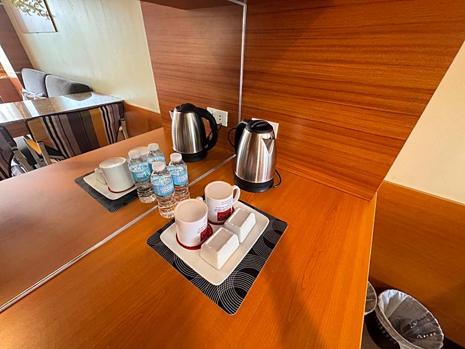 [ACTIVE] Fuente Oro Business Suites