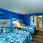 Heated Pool, Fireplace, 70" TV, Waterfront & More!