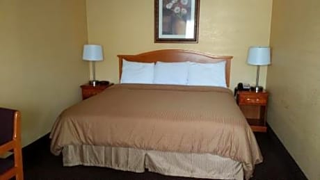 King Room - Non-Smoking