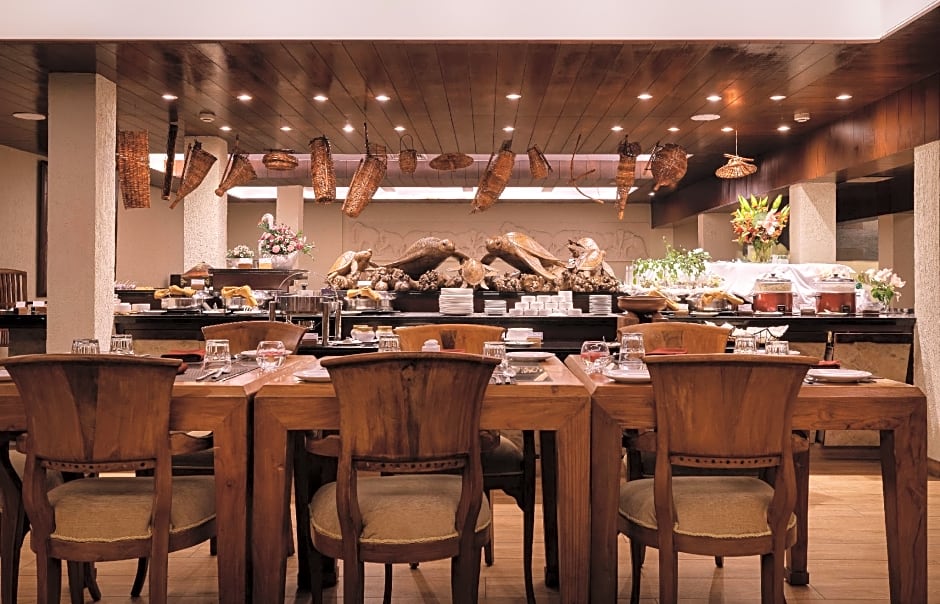 Gokulam Grand Turtle on the Beach Resort and Spa