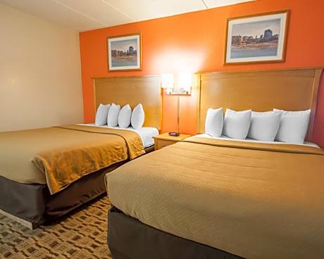 Queen Room with Two Queen Beds - Non-Smoking