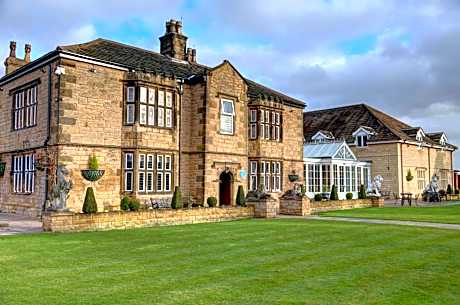 Rogerthorpe Manor Hotel