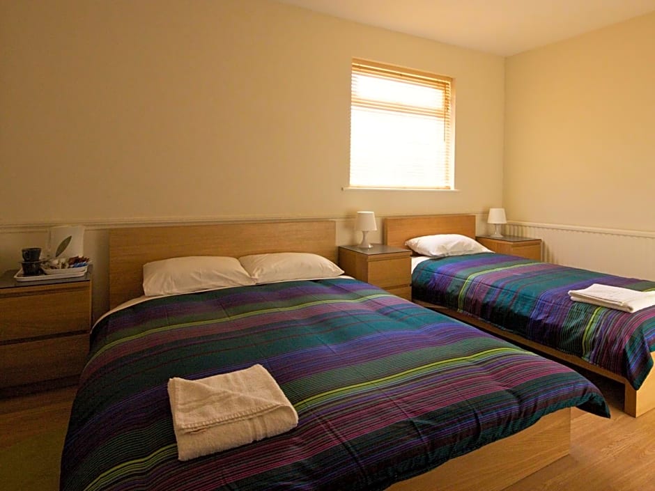 Chumleigh Lodge Hotel Ltd.