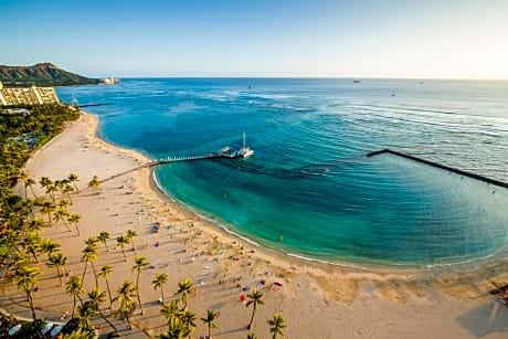 Hilton Hawaiian Village Waikiki Beach Resort