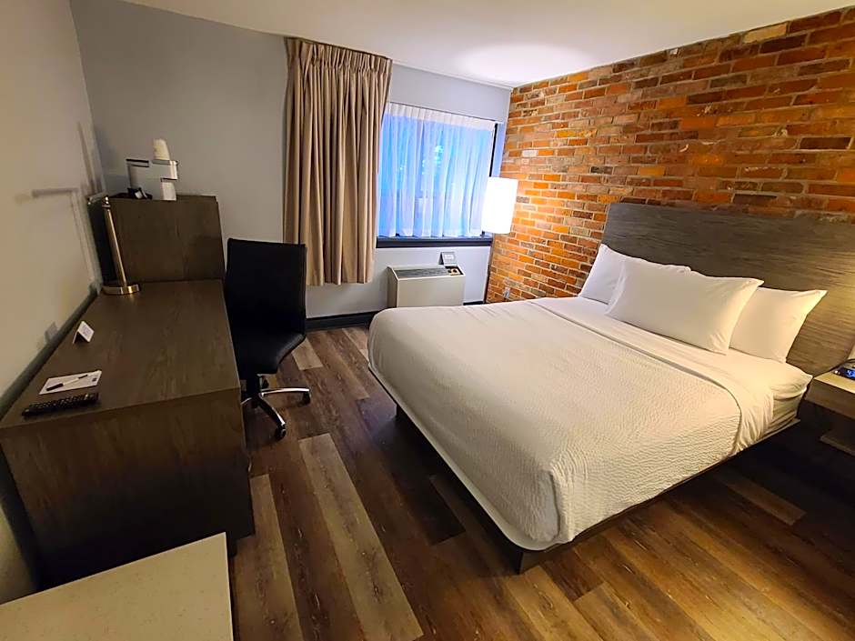 Travelodge by Wyndham Barrie