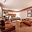 Inn At Loretto