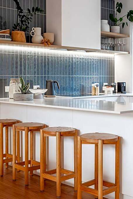 Convenient luxury home, minutes to CBD + hospital