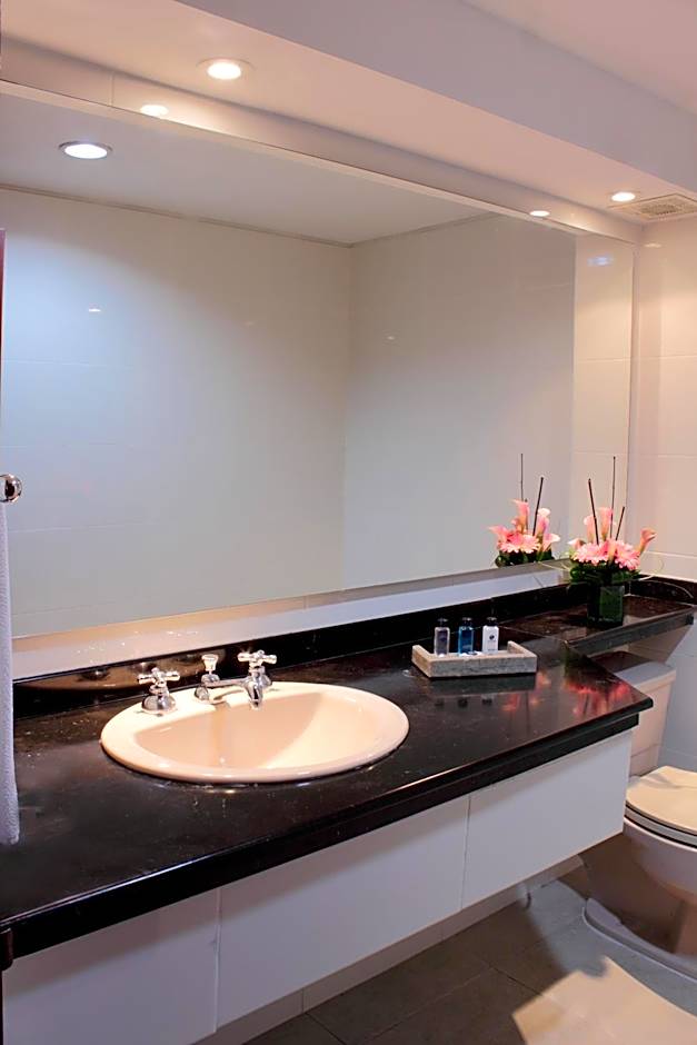 Hotel Estelar Suites Jones