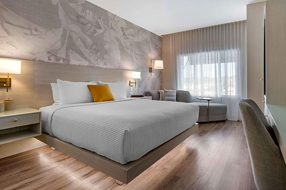 Cambria Hotel Calabasas