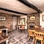 The Strawbury Duck Inn