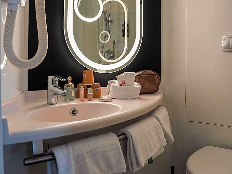 ibis Bayeux Port En Bessin