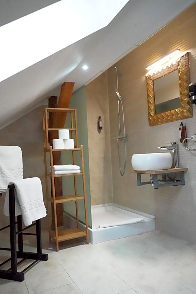 Nikolas Haus Central Location with Free Parking