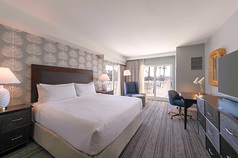 Jamaica Bay Inn Marina Del Rey Tapestry Collection by Hilton