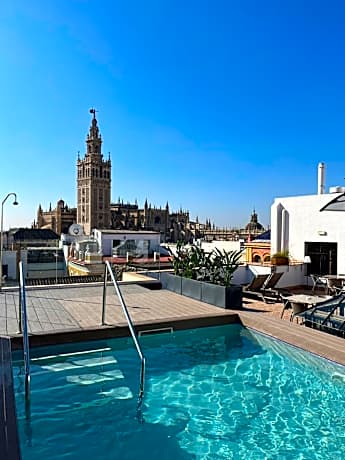 Joya del Casco Boutique Hotel by Shiadu