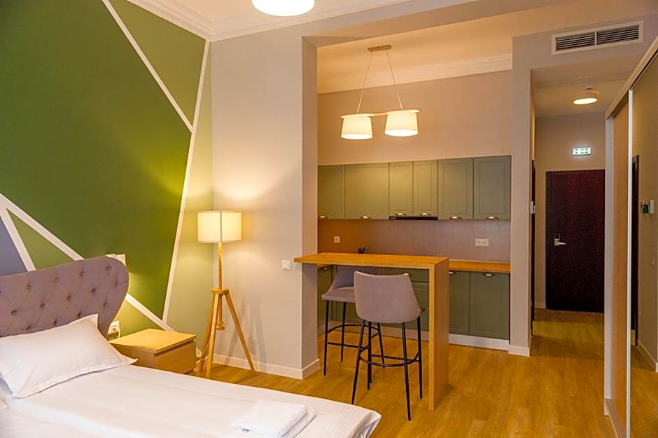 H11 Downtown Apartments