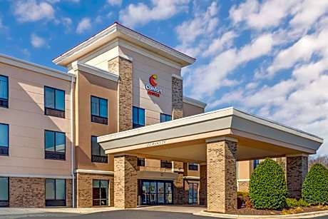 Comfort Suites Whitsett