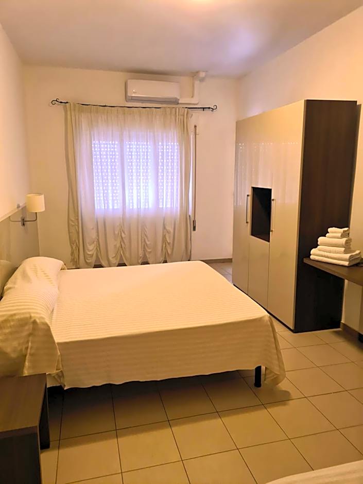 NEW PARK HOTEL