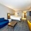 Holiday Inn Express & Suites - Harrisonburg University Area By IHG