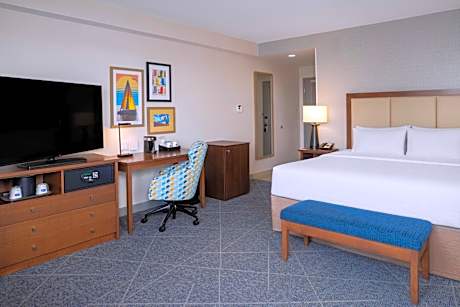 Corner King Room