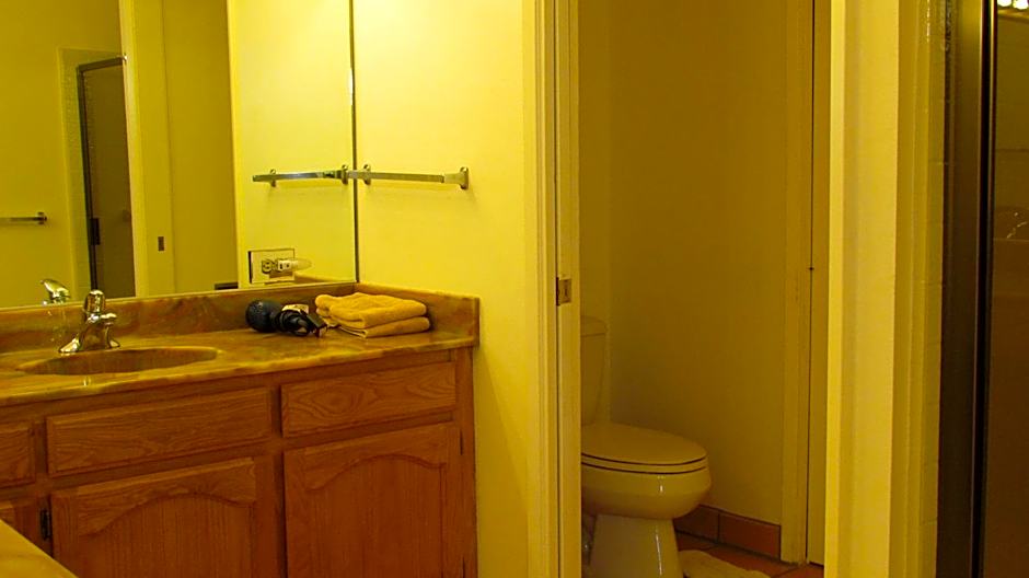 Topanga Canyon Inn Bed and Breakfast