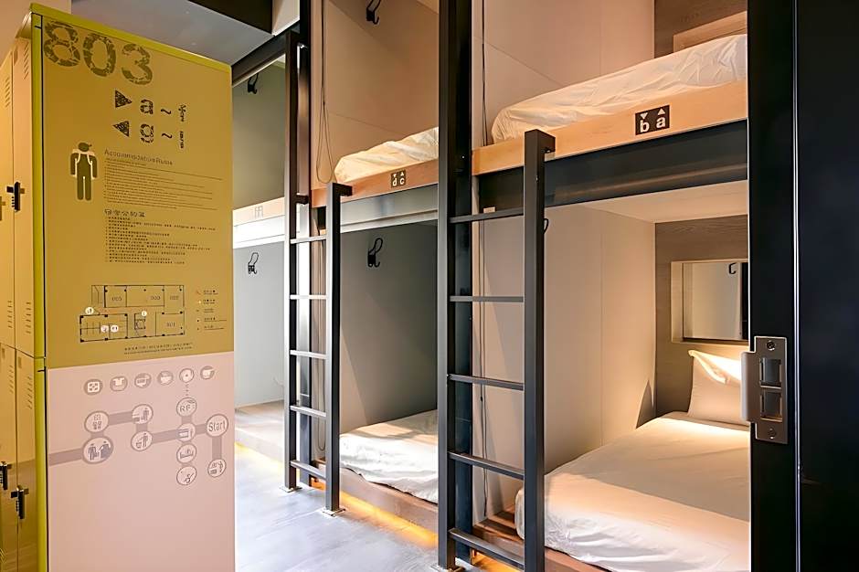 Kiwi Express Hotel - Taichung Station Branch Ii